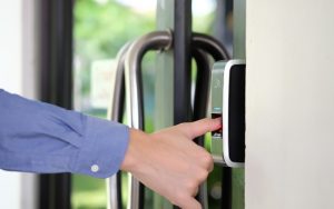 khóa vân tay nhỏ gọn thẩm mỹ