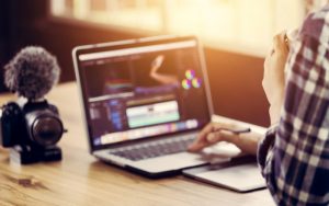 Đảm bảo chất lượng và tính sáng tạo nội dung